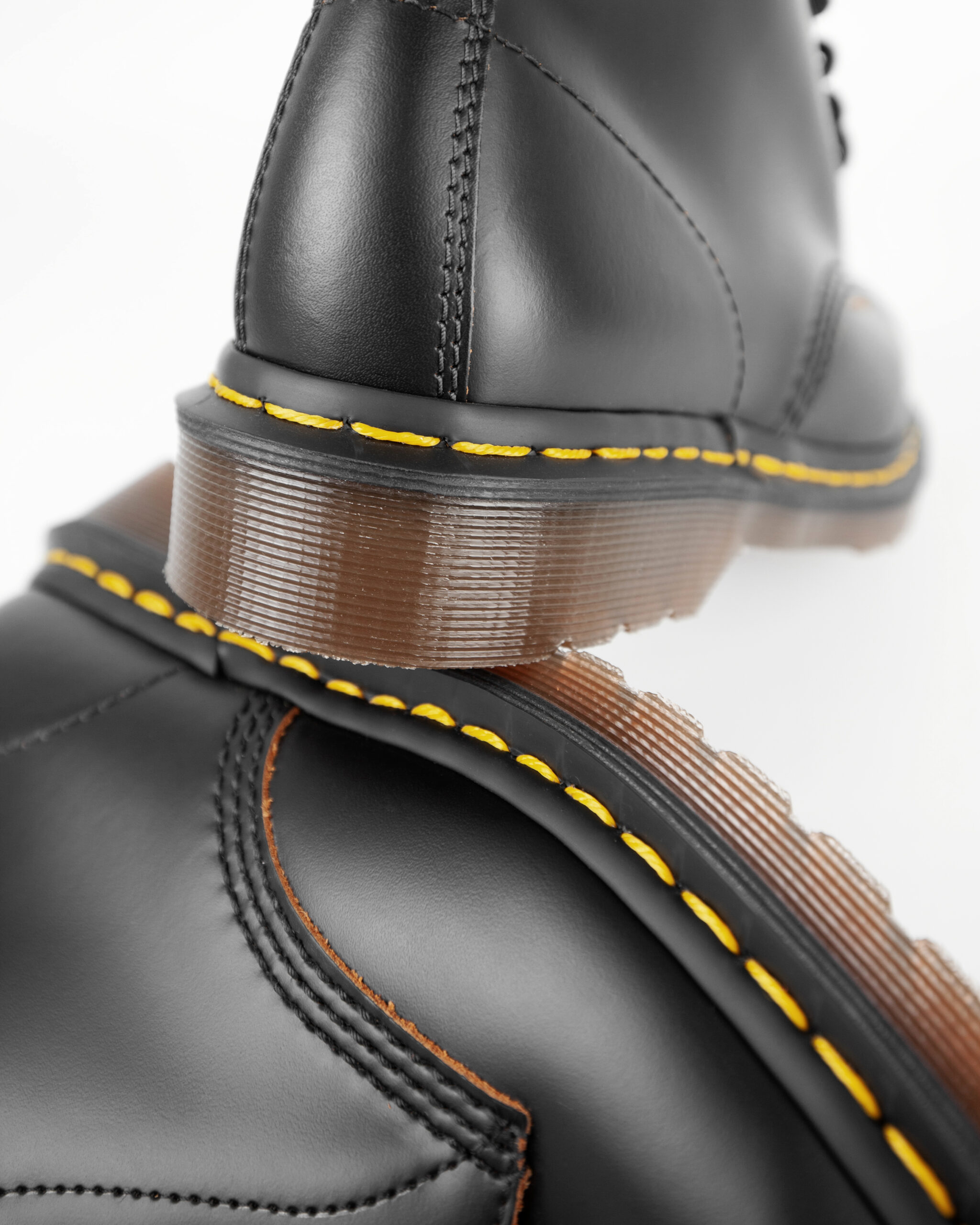 Dr. Martens 1460 Vintage 'Made in England' - Black Quilon