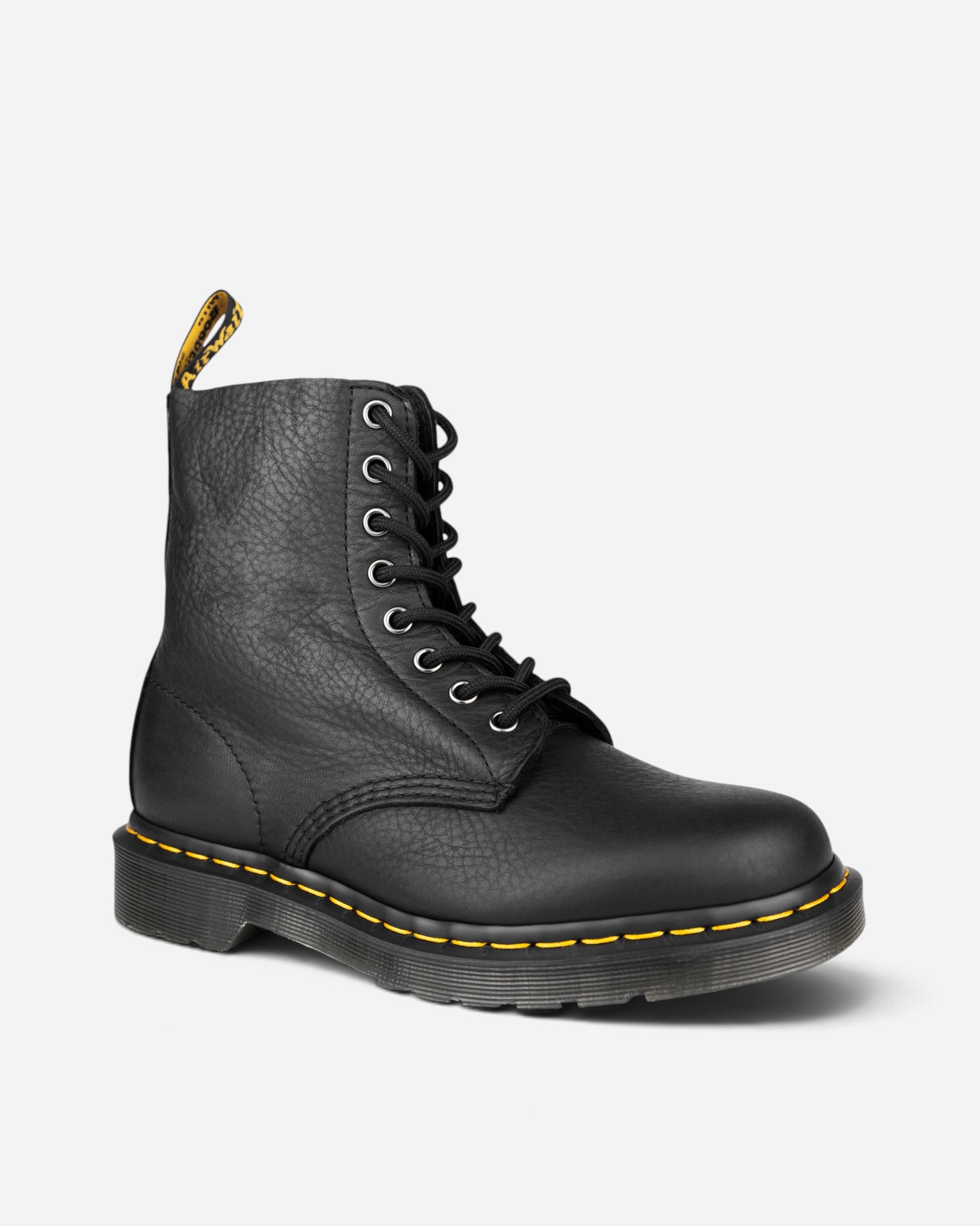 Dr. Martens Pascal - Black Ambassador