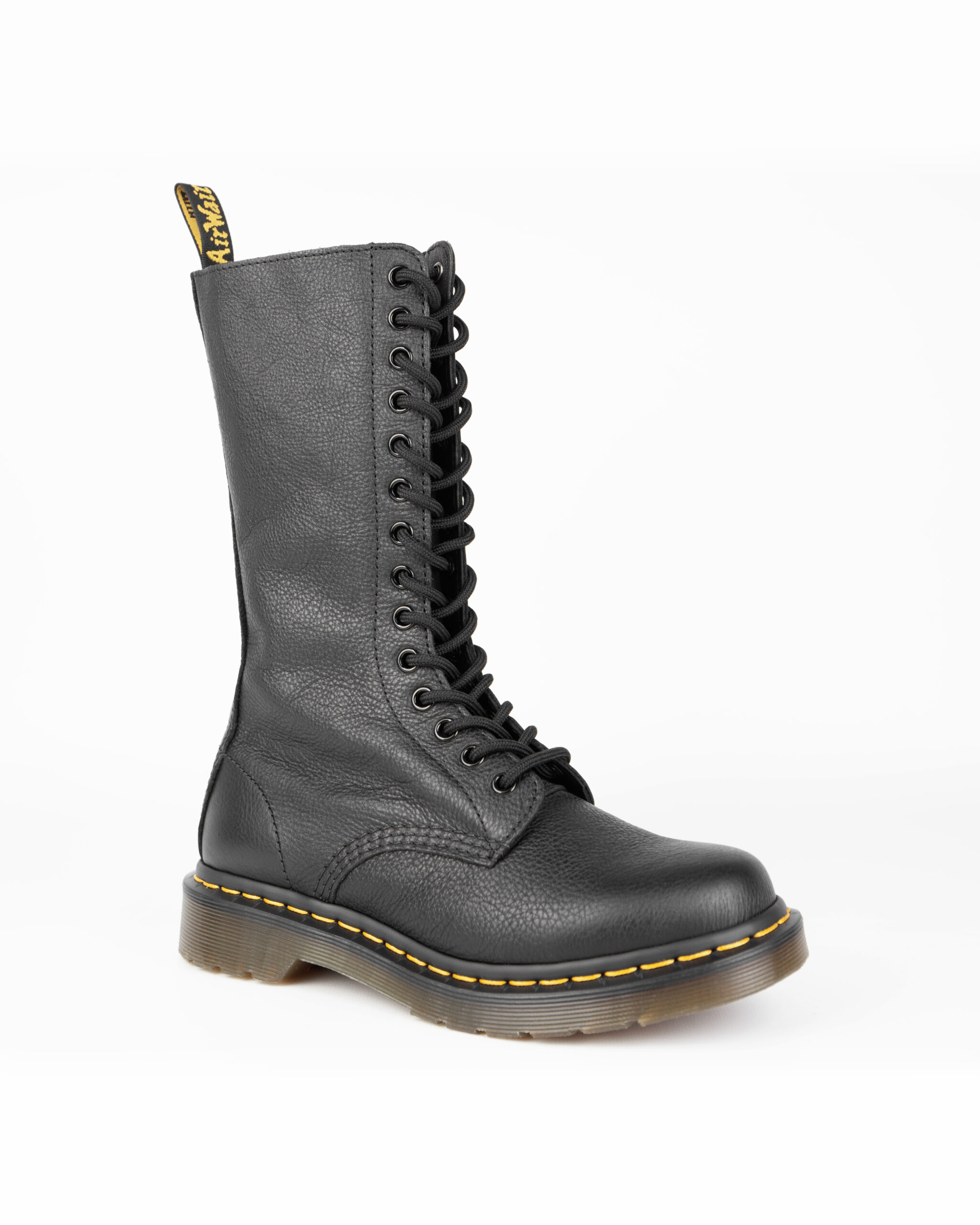 Dr. Martens 1B99 - Black Virginia
